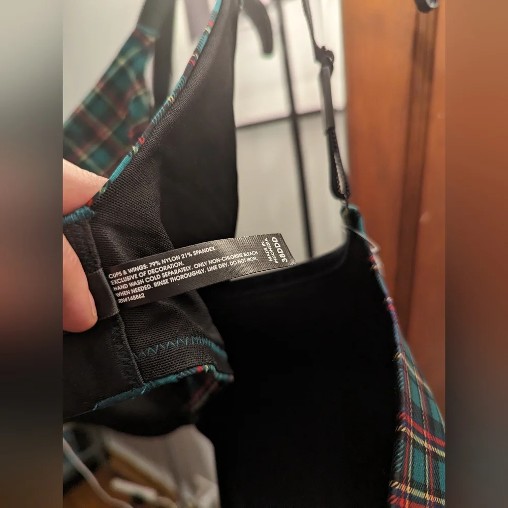 Torrid NWT T-shirt lightly lined 360 back smoothing bra 38DDD - Picture 9 of 11